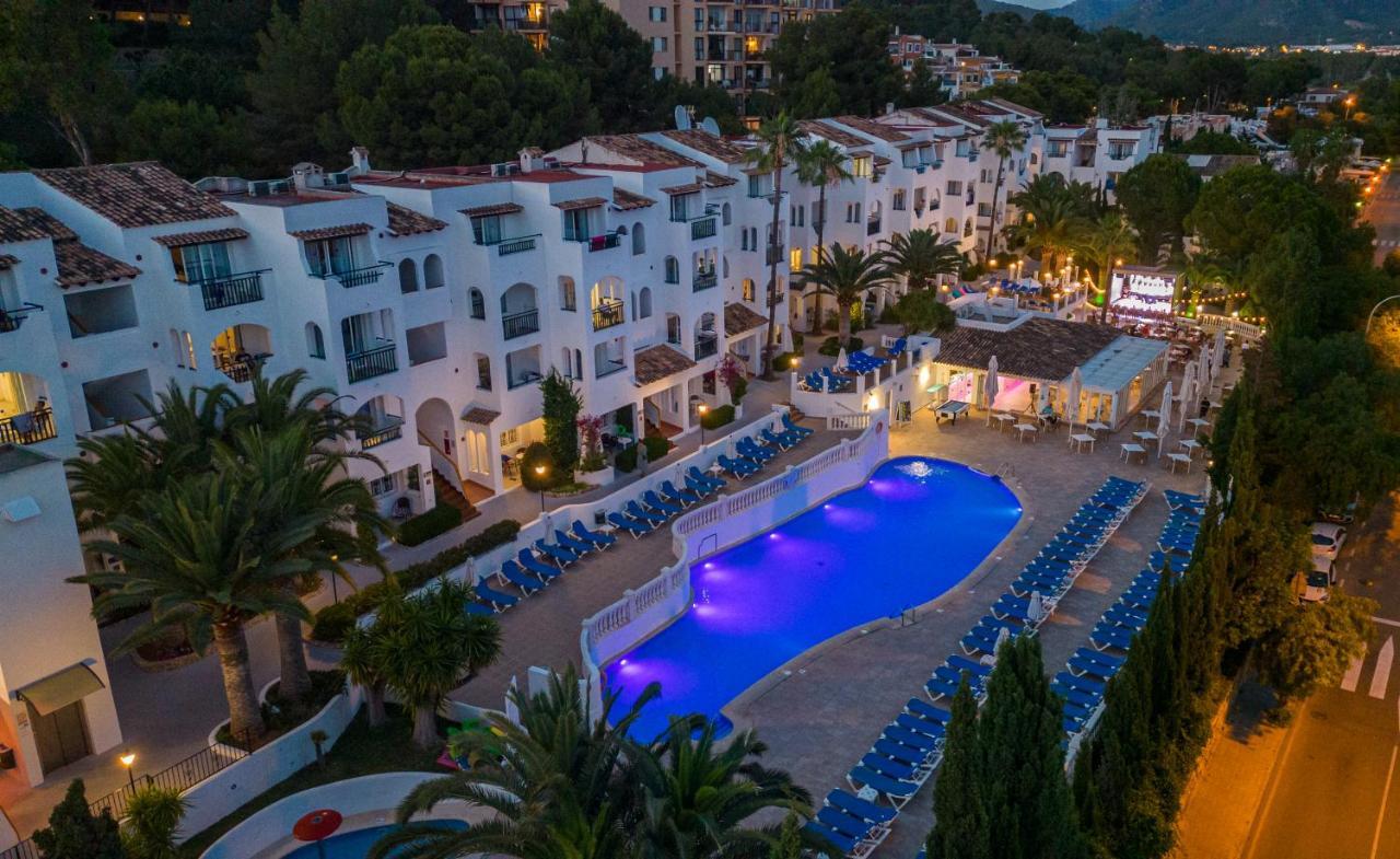 Aparthotel Holiday Center Santa Ponsa Ngoại thất bức ảnh