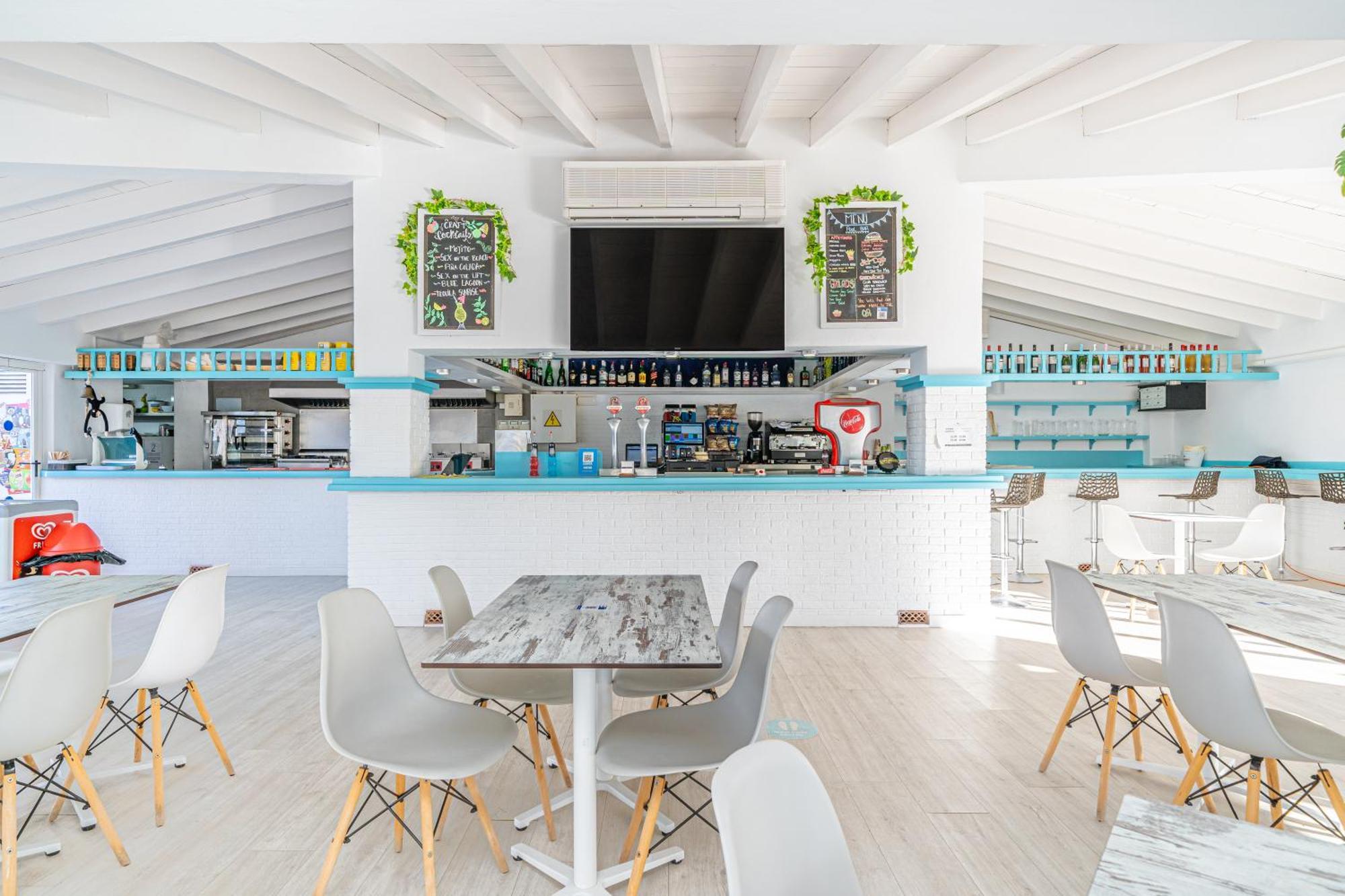 Aparthotel Holiday Center Santa Ponsa Ngoại thất bức ảnh