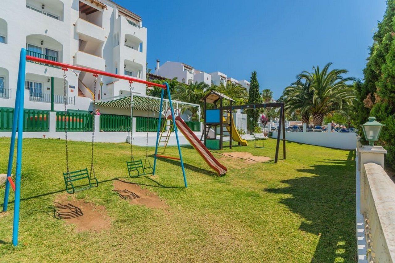 Aparthotel Holiday Center Santa Ponsa Ngoại thất bức ảnh